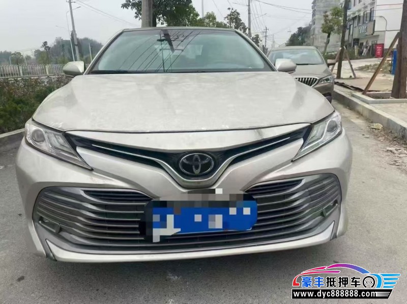 20年丰田凯美瑞轿车抵押车出售