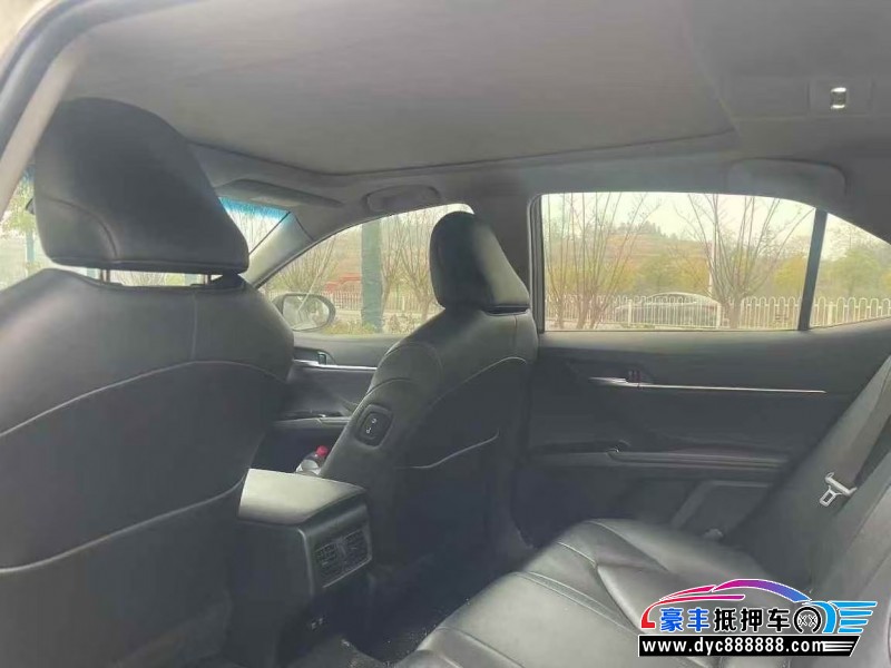 20年丰田凯美瑞轿车抵押车出售