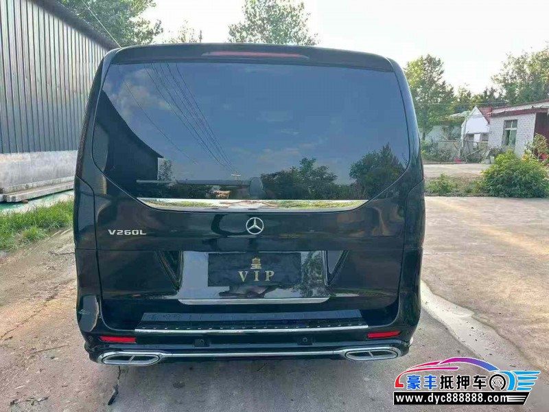 19年奔驰V轿车抵押车出售