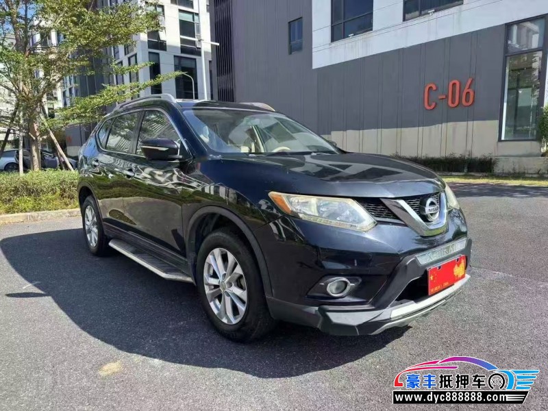 16年日产奇骏SUV抵押车出售