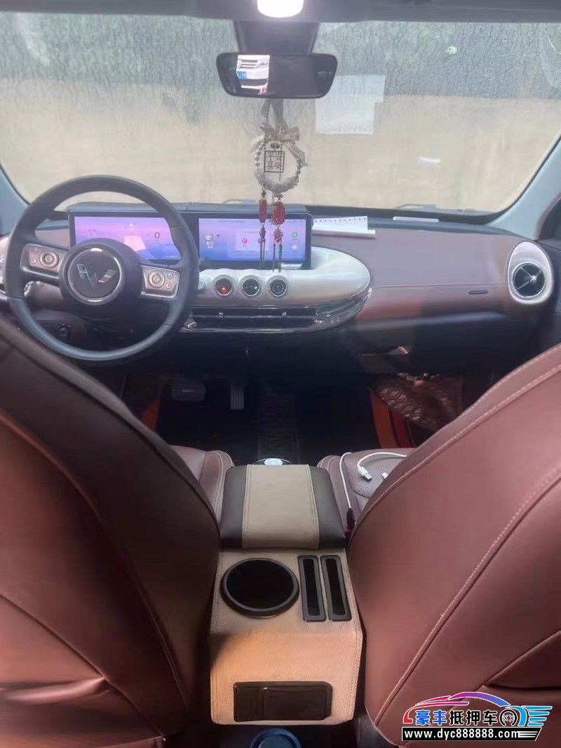 24年五菱缤果轿车抵押车出售