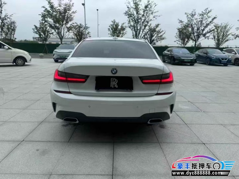 21年宝马3系轿车抵押车出售