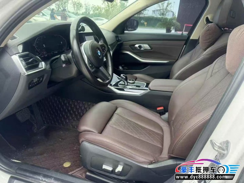 21年宝马3系轿车抵押车出售