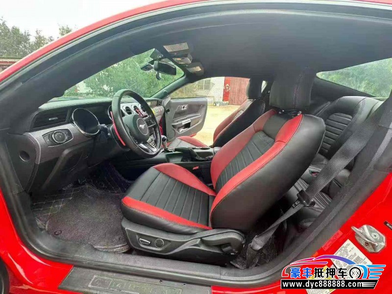 16年福特野马轿车抵押车出售