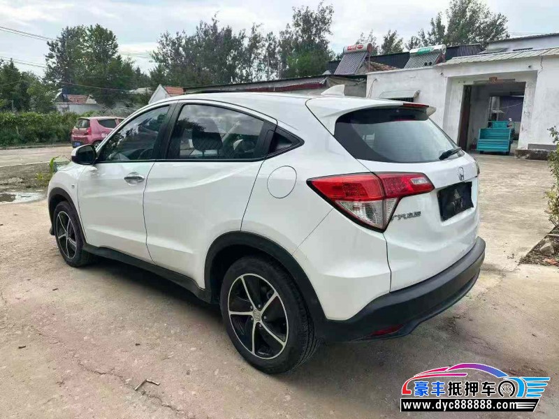 22年本田缤智轿车抵押车出售