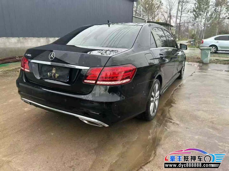 16年奔驰E轿车抵押车出售
