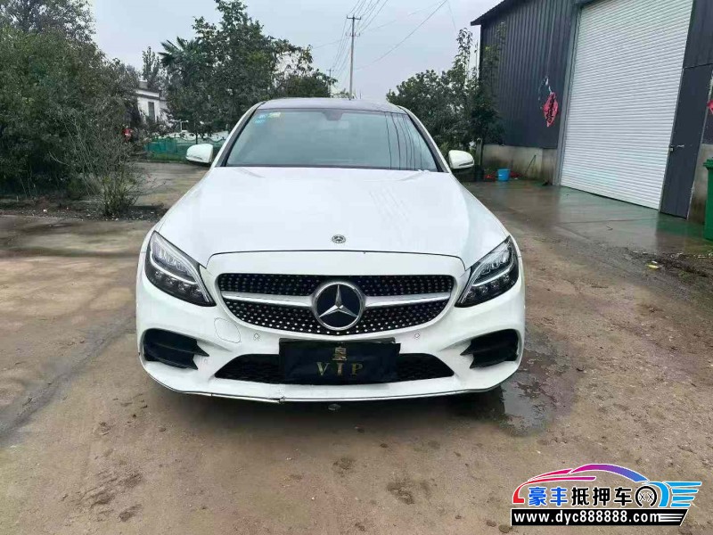 20年奔驰C轿车抵押车出售