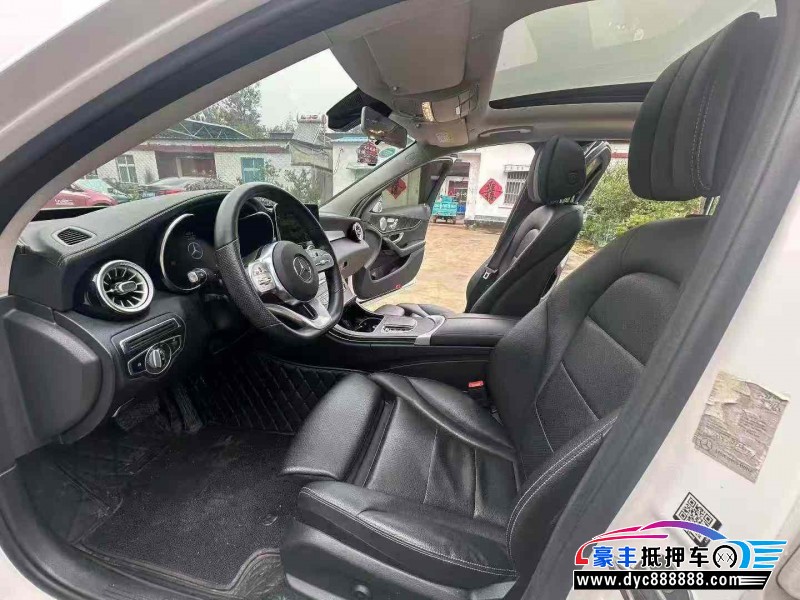 20年奔驰C轿车抵押车出售