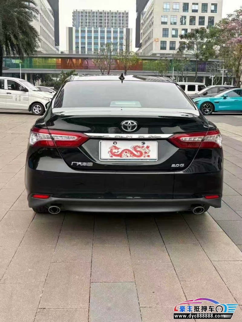 22年丰田凯美瑞轿车抵押车出售