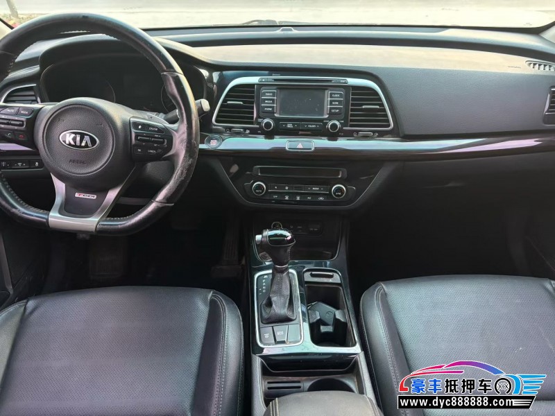 16年起亚K4轿车抵押车出售