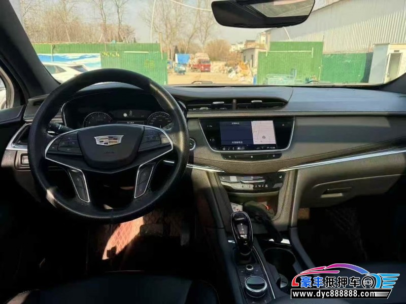 20年凯迪拉克XT5轿车抵押车出售