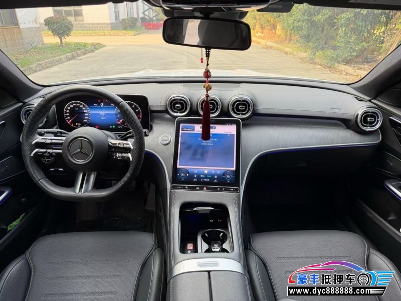 24年奔驰C轿车抵押车出售