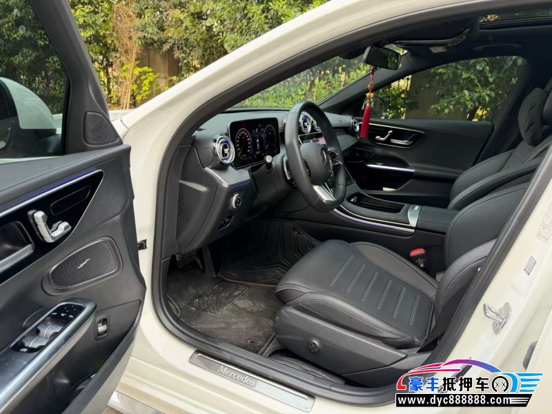 24年奔驰C轿车抵押车出售