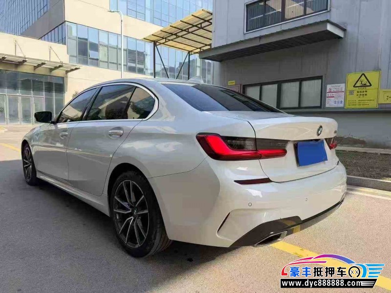 21年宝马3系轿车抵押车出售