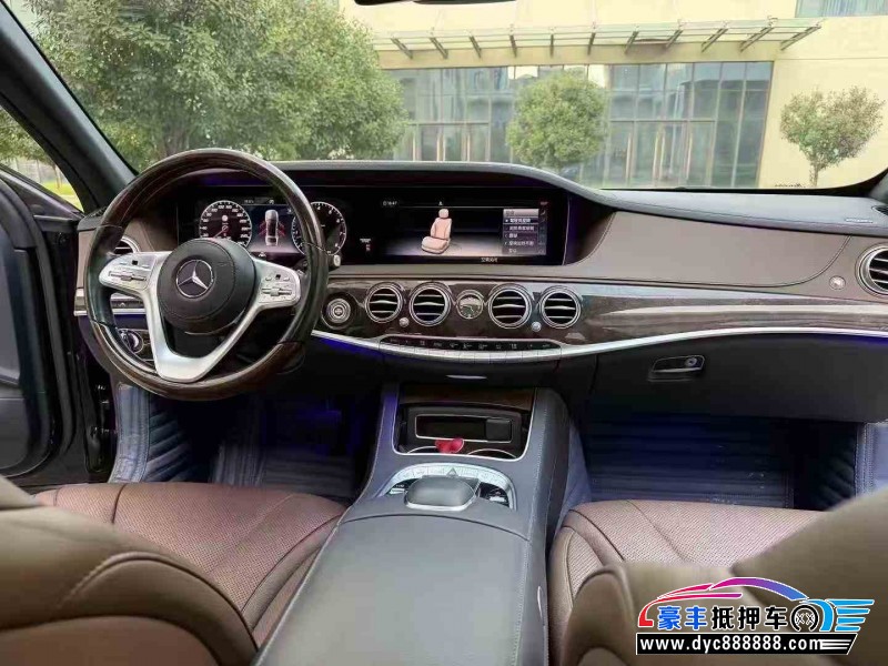 19年奔驰S轿车抵押车出售