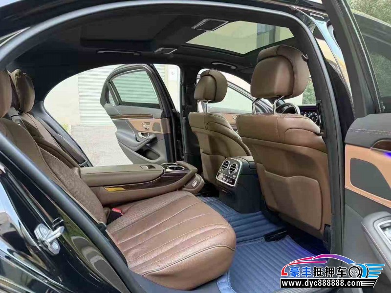 19年奔驰S轿车抵押车出售