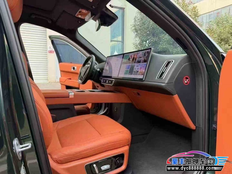 23年理想L8轿车抵押车出售