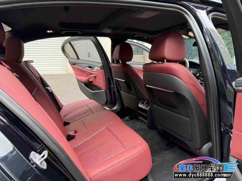 21年宝马5系轿车抵押车出售