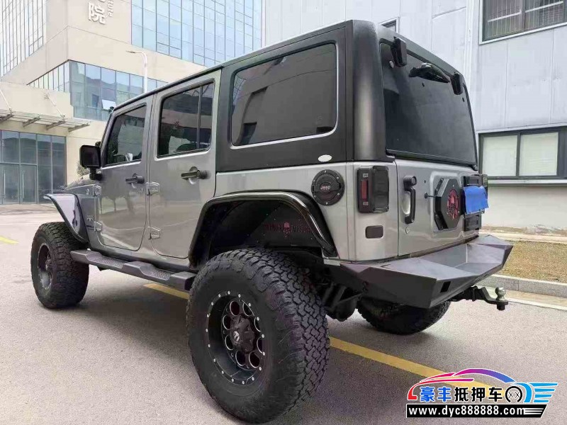 17年Jeep牧马人轿车抵押车出售