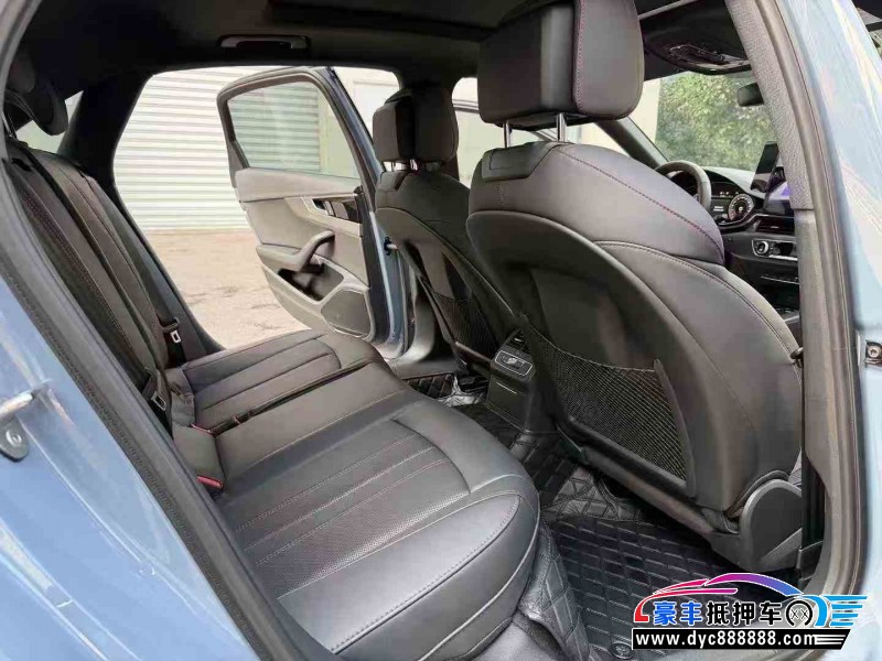 23年奥迪A4L轿车抵押车出售