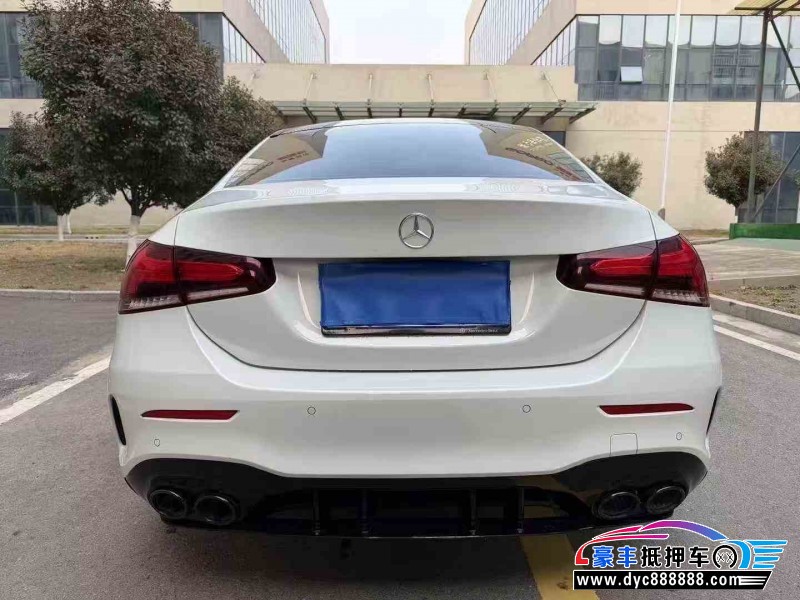 20年奔驰A轿车抵押车出售