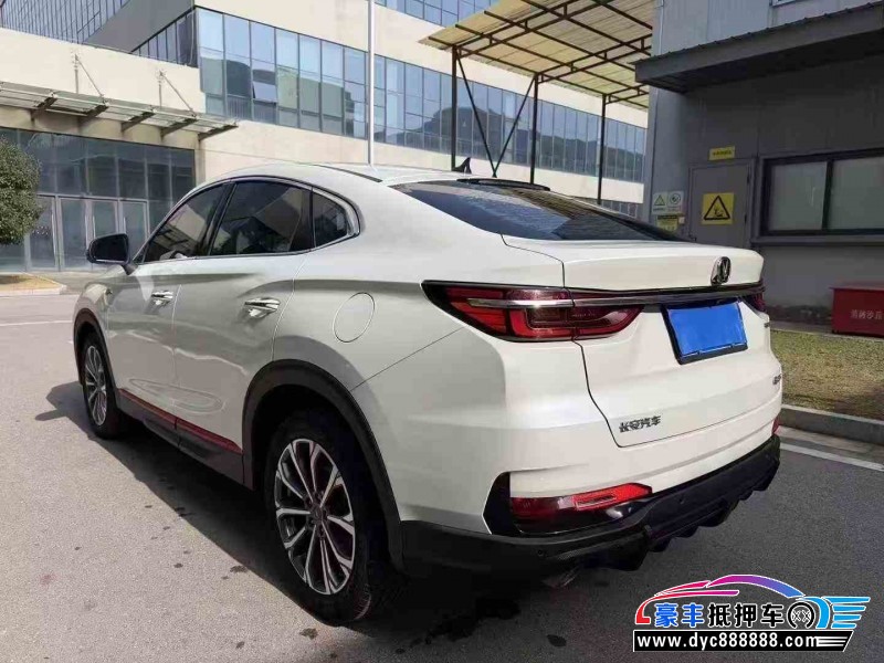 21年长安长安cs85轿车抵押车出售