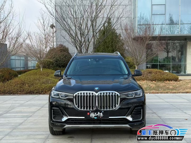 抵押车出售19年宝马X7轿车