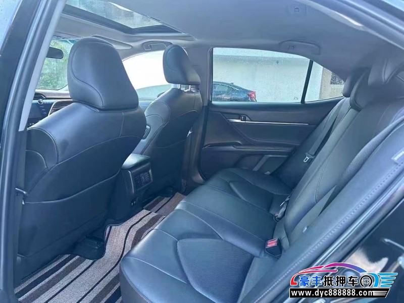 20年丰田凯美瑞轿车抵押车出售