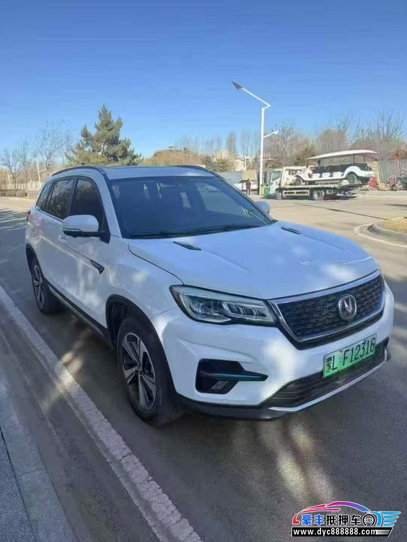 19年长安CS35轿车抵押车出售