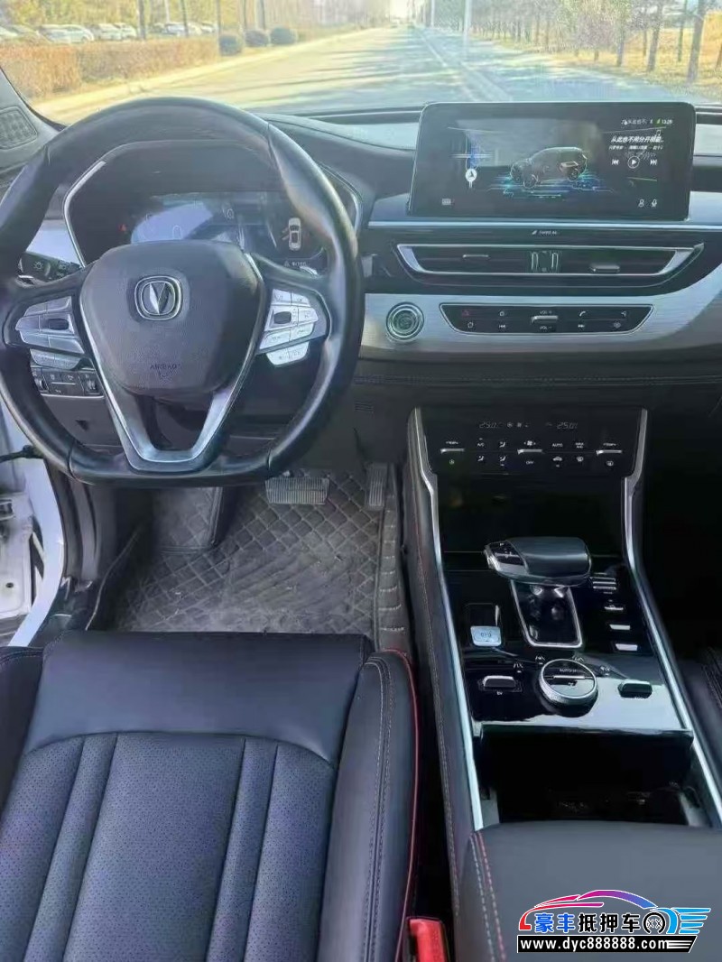 19年长安CS35轿车抵押车出售