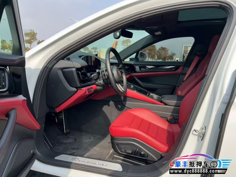 25年保时捷帕纳梅拉轿车抵押车出售