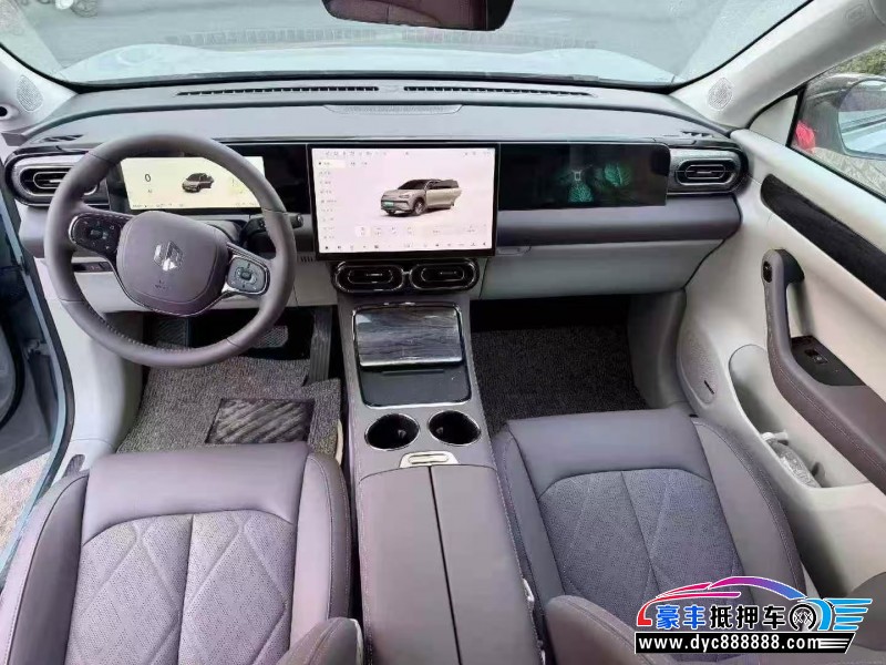 25年零跑C11轿车抵押车出售