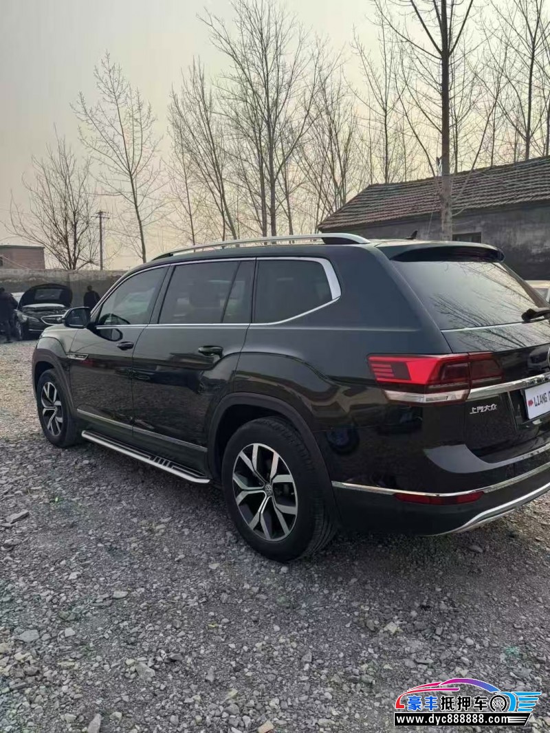 18年大众途昂轿车抵押车出售