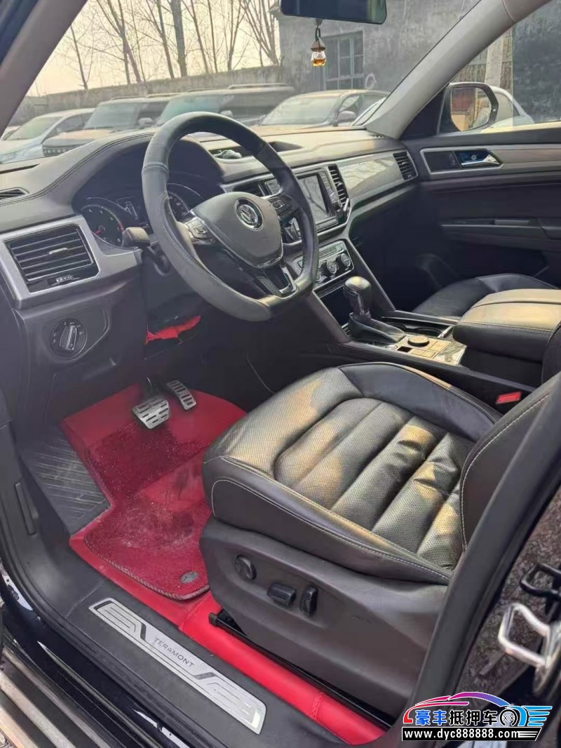 18年大众途昂轿车抵押车出售