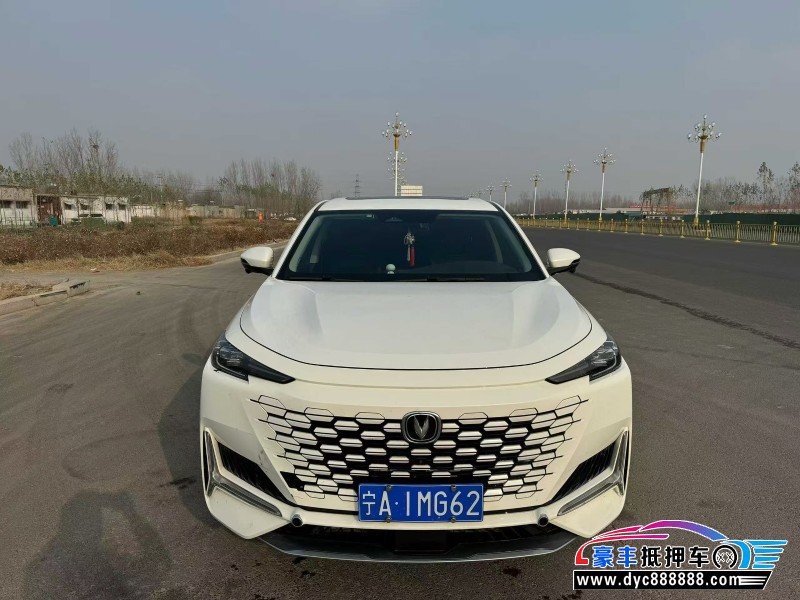 抵押车出售21年长安长安UNI轿车