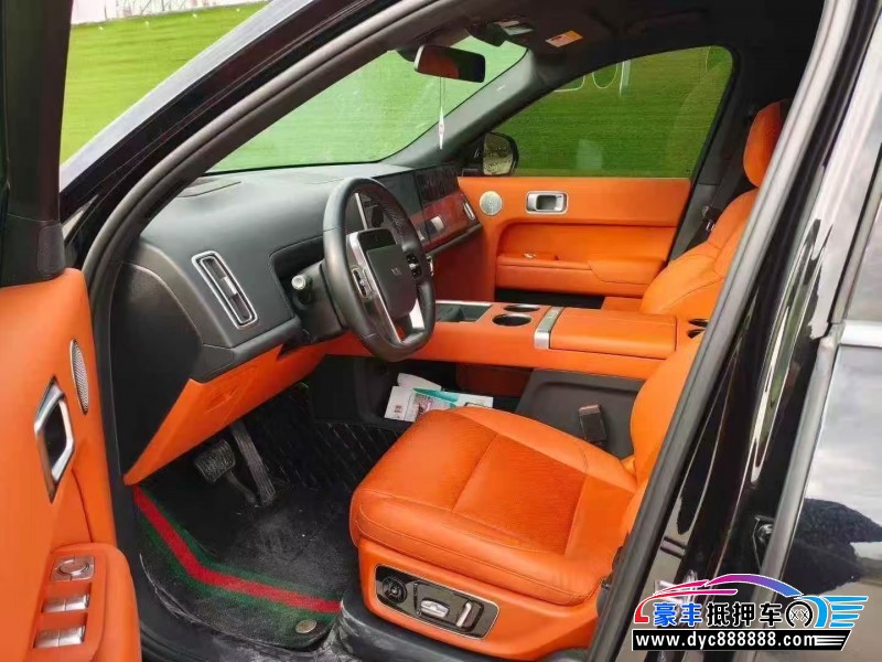 24年理想L8轿车抵押车出售