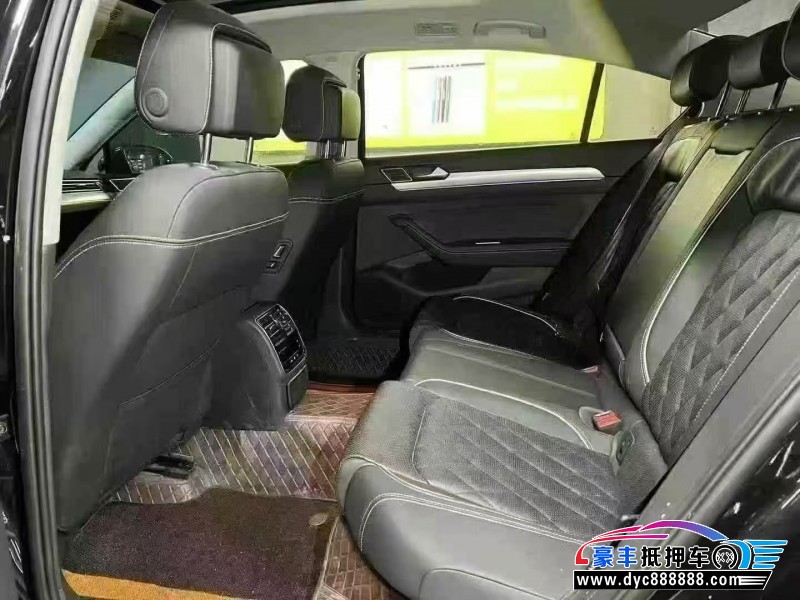 24年大众迈腾轿车抵押车出售