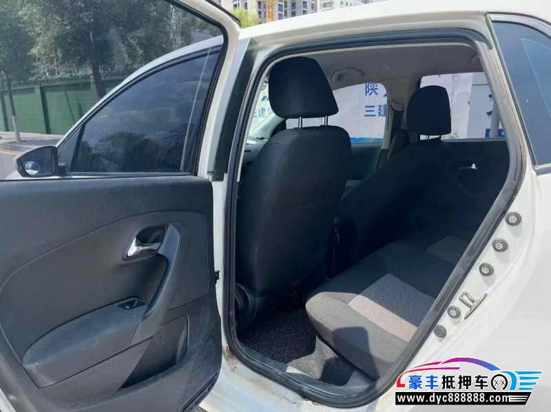 18年大众polo轿车抵押车出售