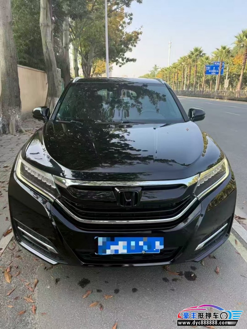 17年本田UR-V轿车抵押车出售