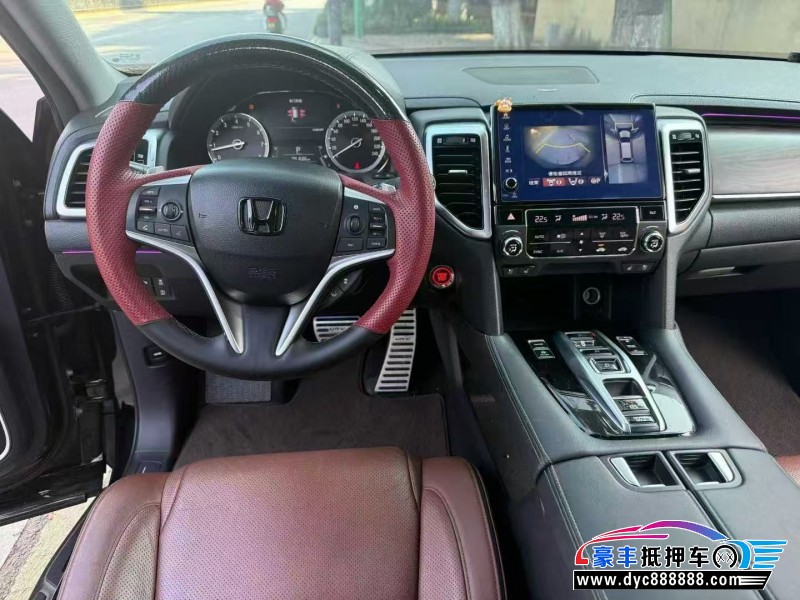 17年本田UR-V轿车抵押车出售