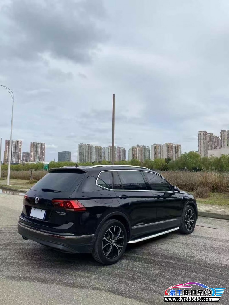 17年大众途观L轿车抵押车出售