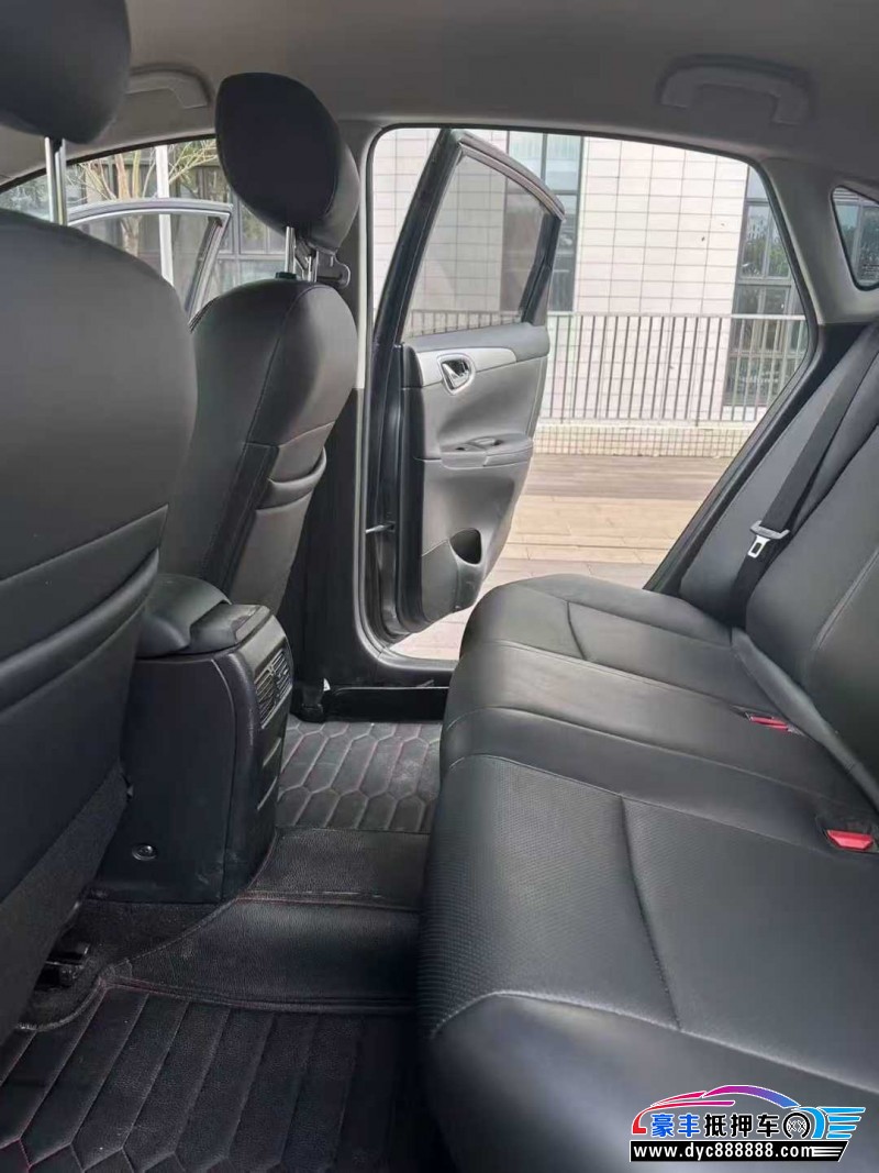 23年日产轩逸轿车抵押车出售