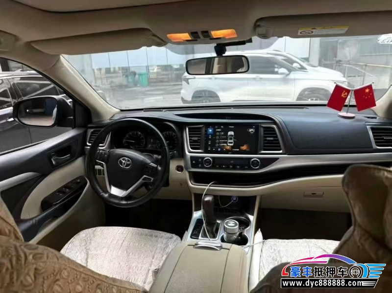 15年丰田汉兰达轿车抵押车出售