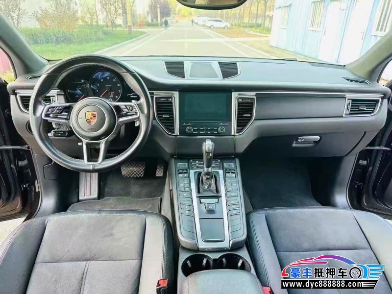 16年保时捷Macan迈凯轿车抵押车出售