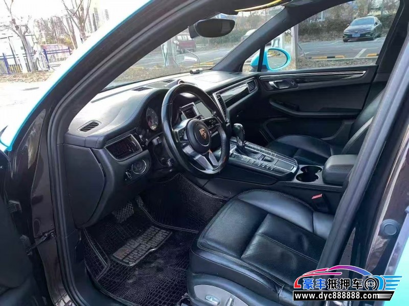 16年保时捷Macan迈凯轿车抵押车出售