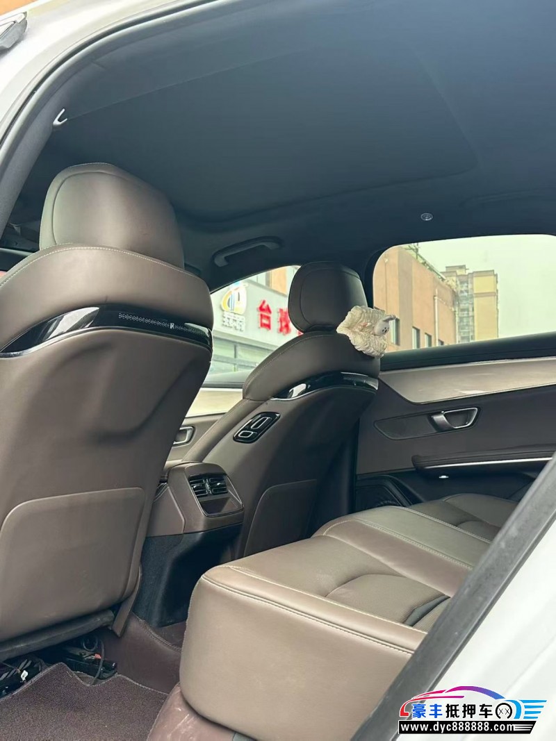 21年比亚迪汉轿车抵押车出售