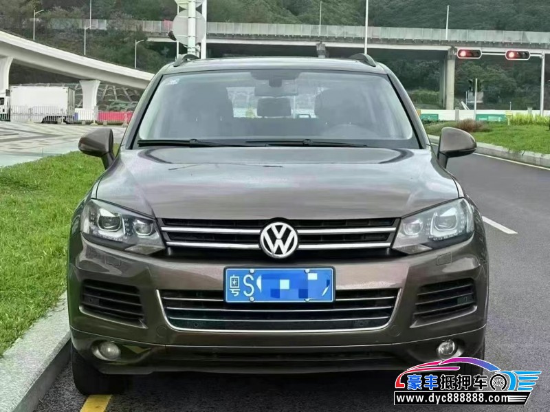 15年大众途锐轿车抵押车出售