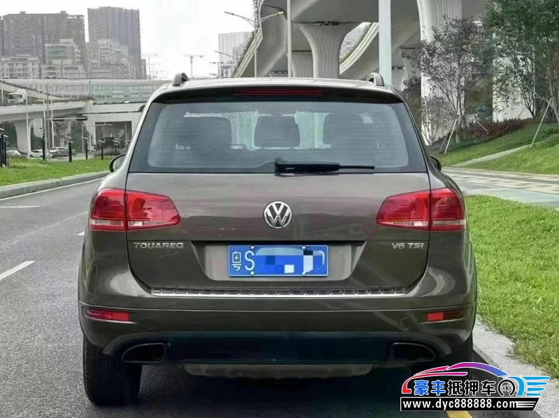 15年大众途锐轿车抵押车出售