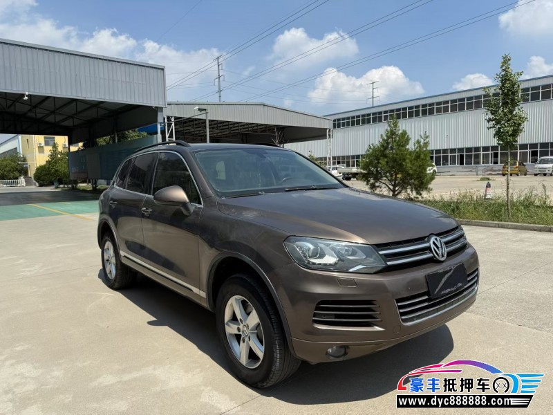 15年大众途锐轿车抵押车出售