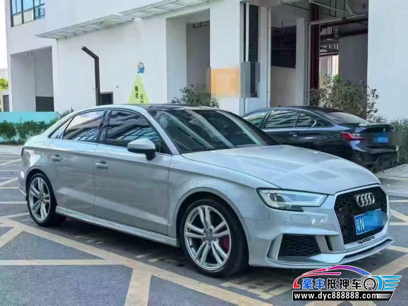 17年奥迪S3轿车抵押车出售